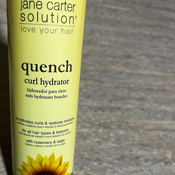 Bundle of Jane Carter quench curl hydrator, b total edge wax & tie dye headband - Picture 13 of 16